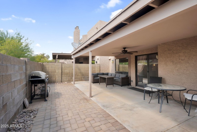 48-web-or-mls-Forest Ave-48