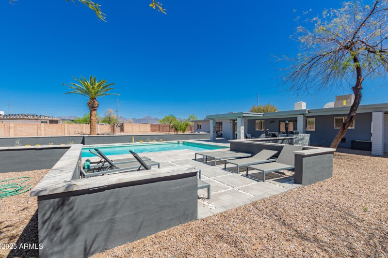 42 - Scottsdale