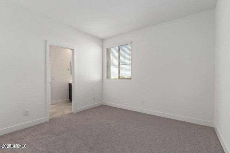 20241014195403458987000000-o