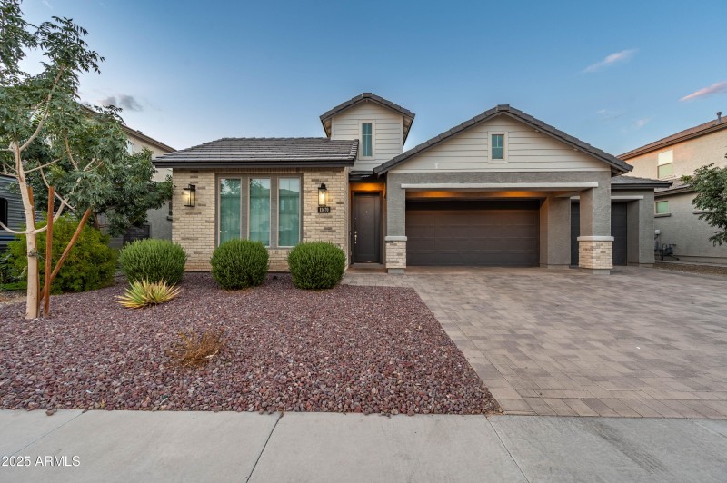 11670 W Parkway Ln Avondale AZ 85323-1
