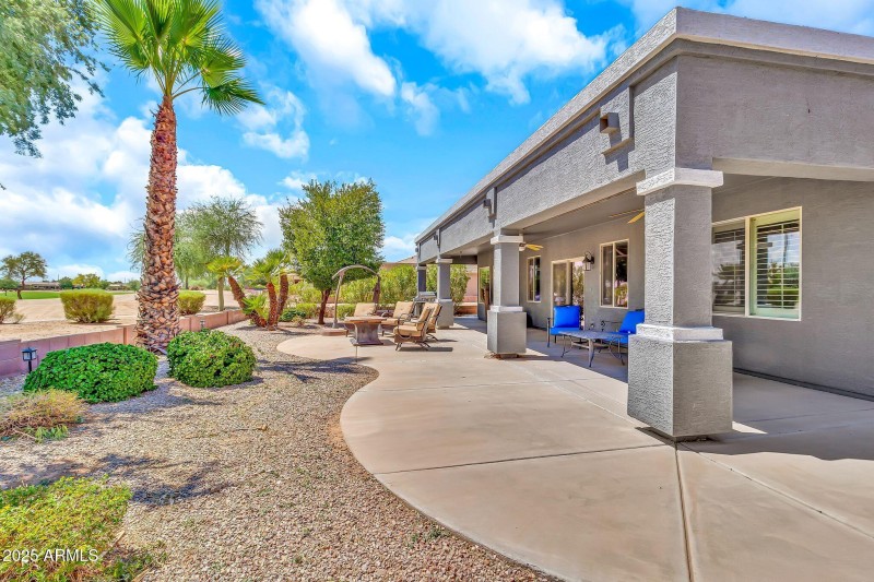 Full Patio