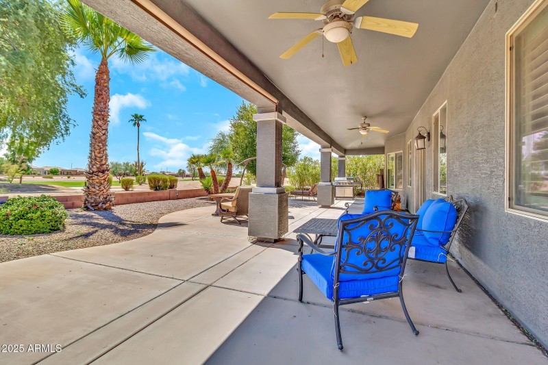 3929 E Peach Tree Dr-35