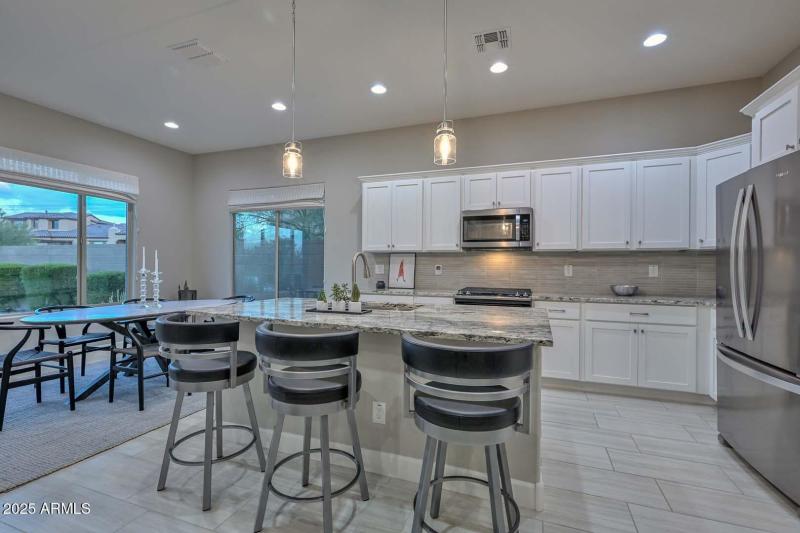 Night-Kitchen