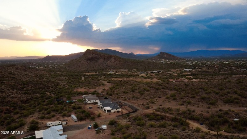 DJI_0317.00_05_46_59.Still018