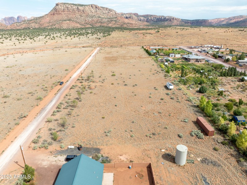 Full Red Rock Mtn Views