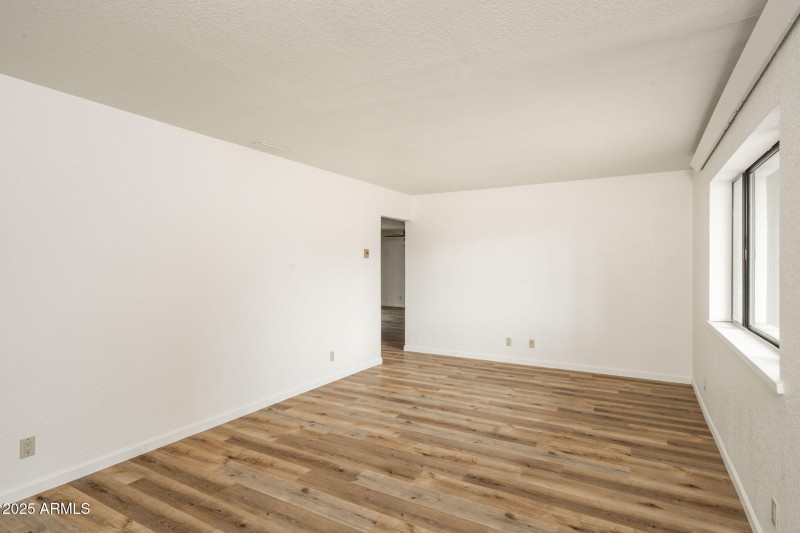 1-web-or-mls-415-w-fir-st