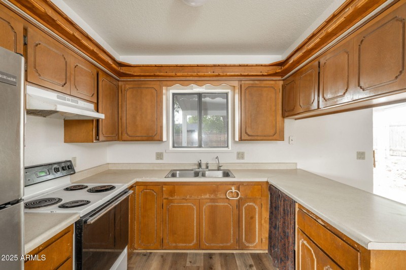 6-web-or-mls-415-w-fir-st