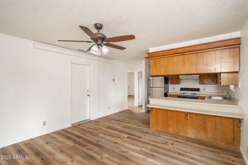 8-web-or-mls-415-w-fir-st