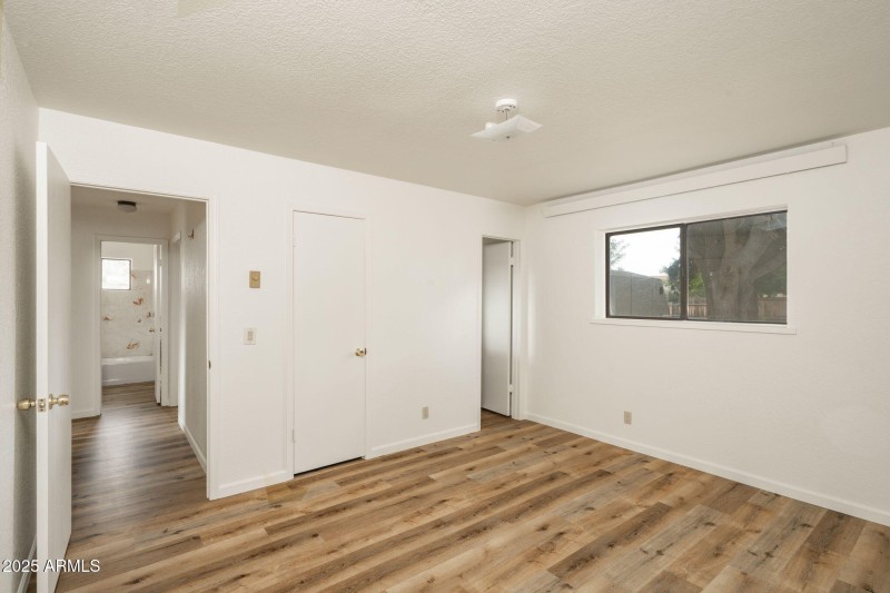 9-web-or-mls-415-w-fir-st