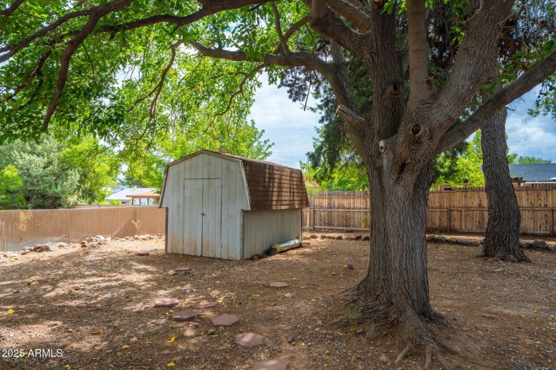 22-web-or-mls-415-w-fir-st