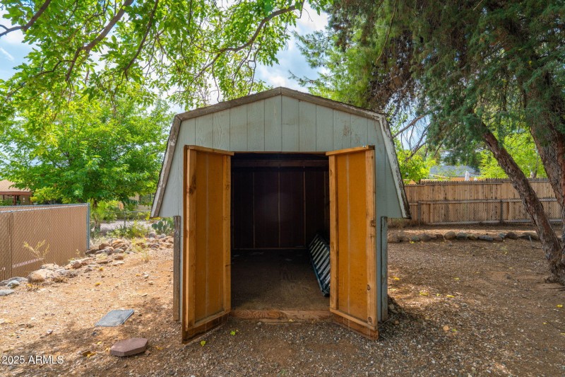 23-web-or-mls-415-w-fir-st