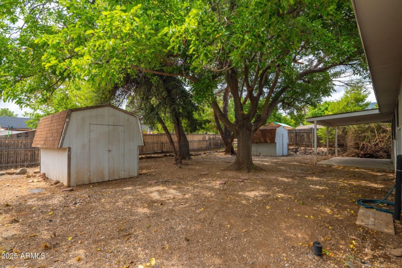 25-web-or-mls-415-w-fir-st