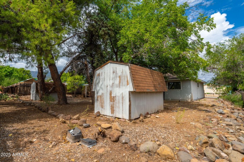 26-web-or-mls-415-w-fir-st