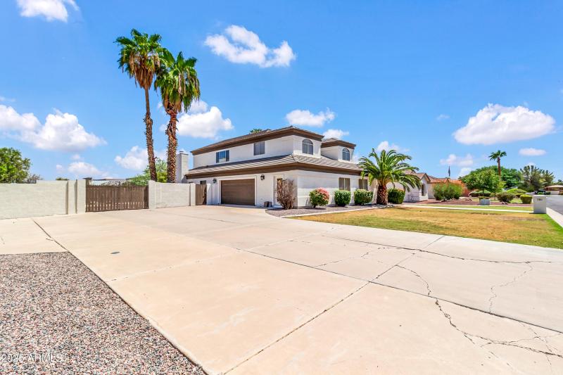 781 N Bristol Ln-4