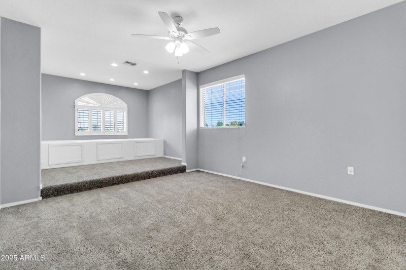 781 N Bristol Ln-37
