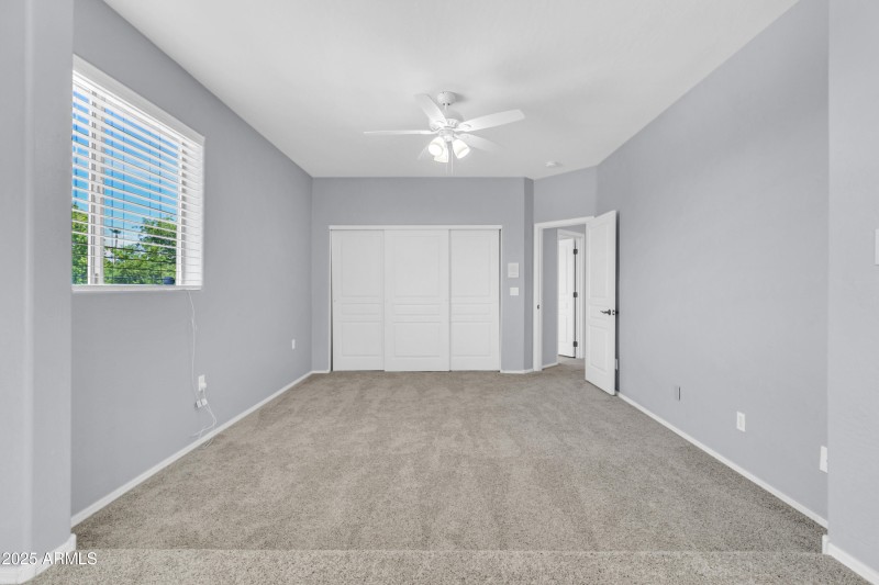 781 N Bristol Ln-38