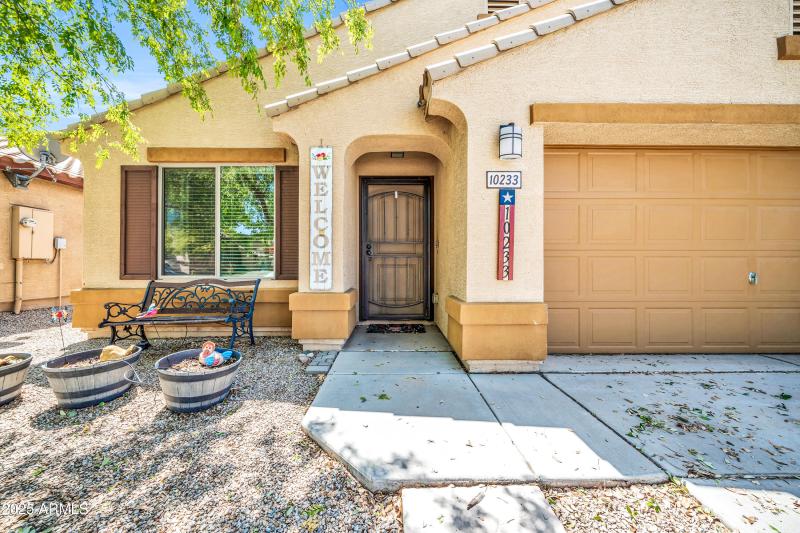 10233 W Whyman Ave-3