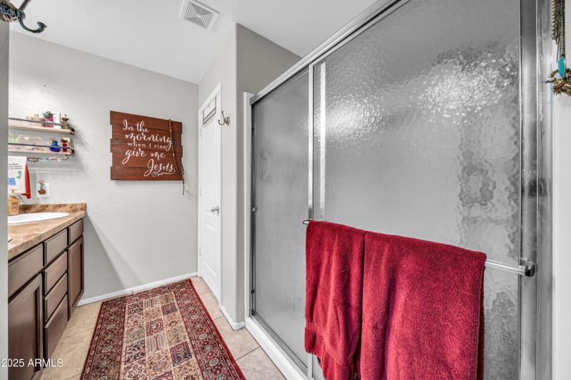 10233 W Whyman Ave-19