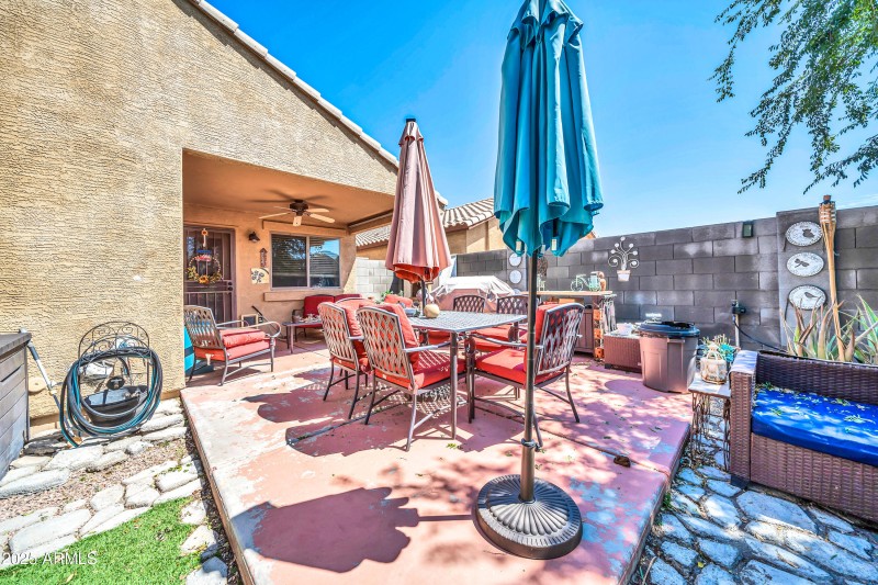 10233 W Whyman Ave-35