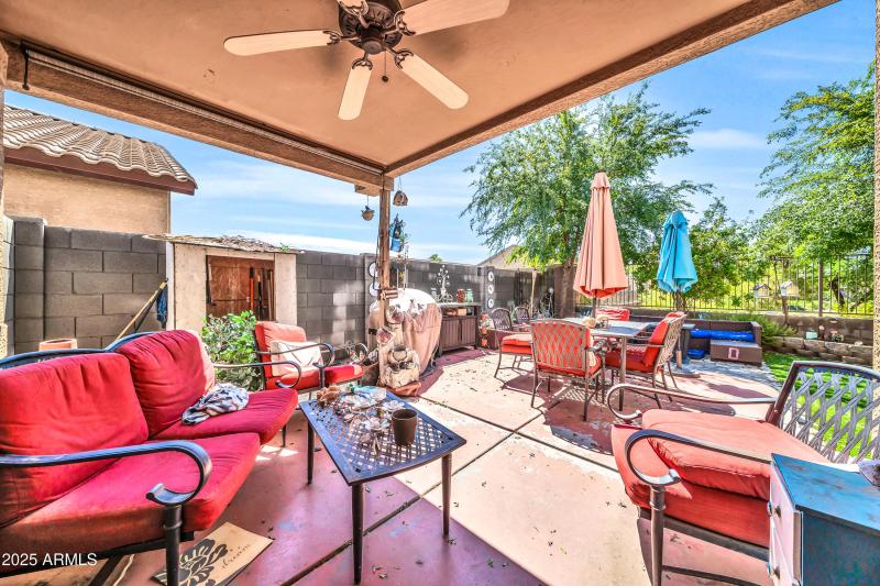 10233 W Whyman Ave-38