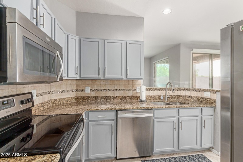 7 Kitchen