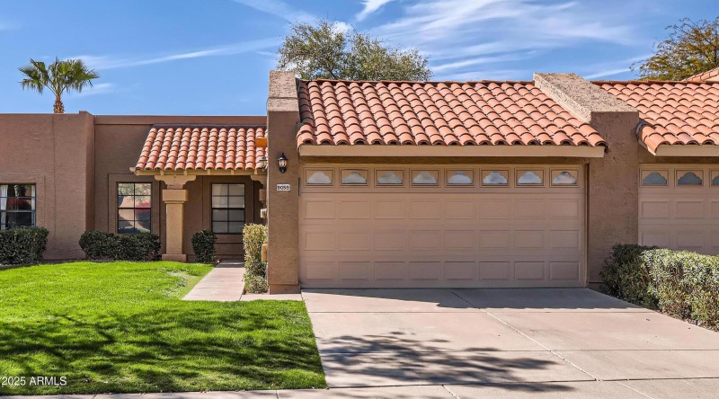 2-CAR GARAGE