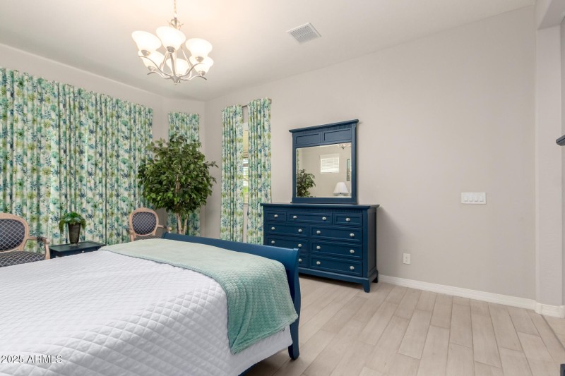 16 Master Bedroom
