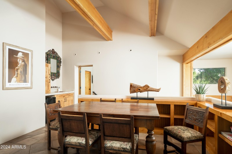 Phoenix Photo Pro-55 Ranch House Cir_013