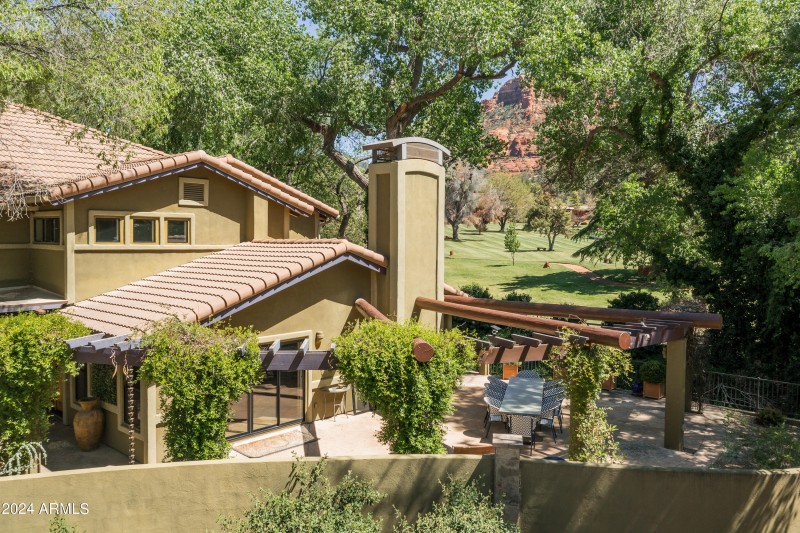 Phoenix Photo Pro-55 Ranch House Cir_034
