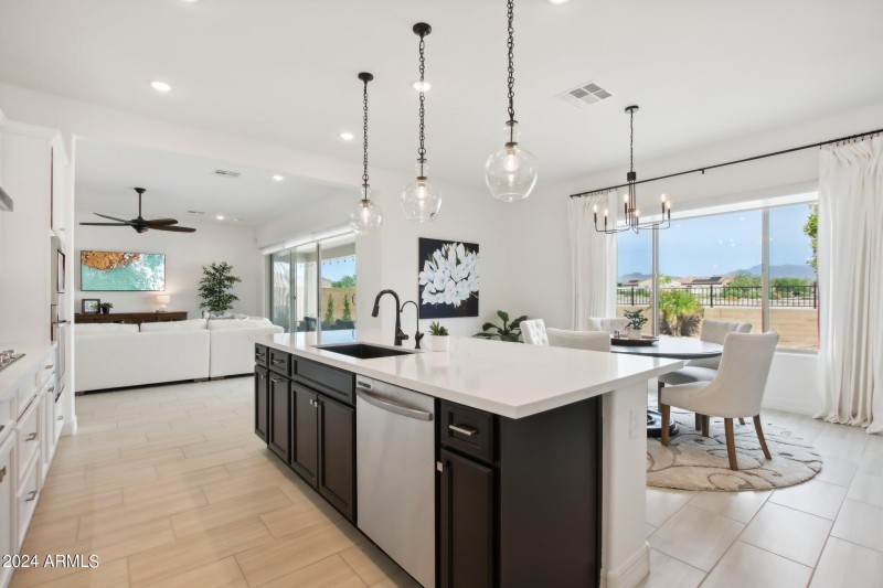 S 185th Ave-019