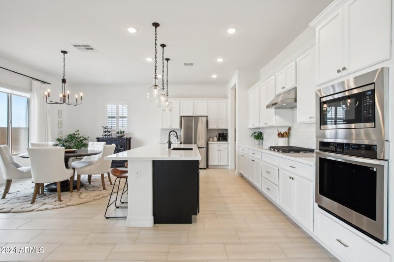 S 185th Ave-021