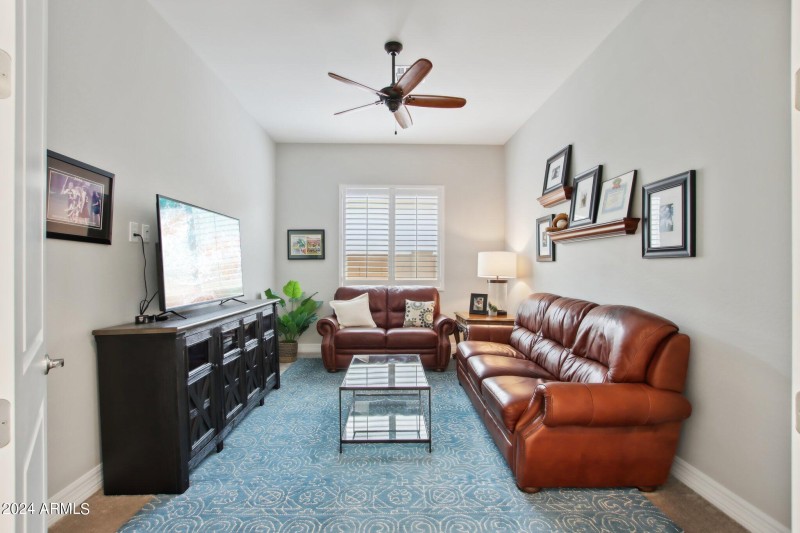 S 185th Ave-010