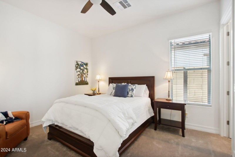 S 185th Ave-042