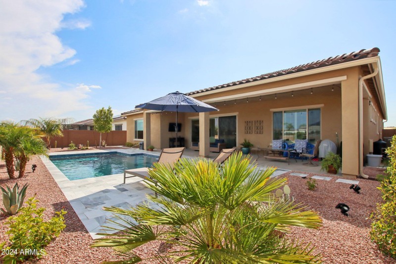 S 185th Ave-061
