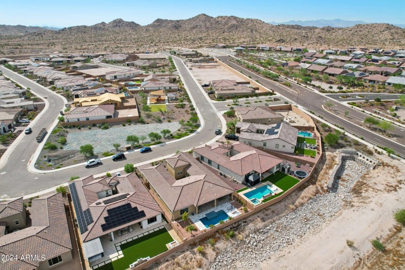 S 185th Ave-053