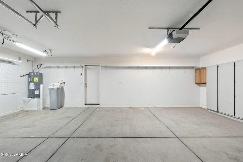 3 Car Garage