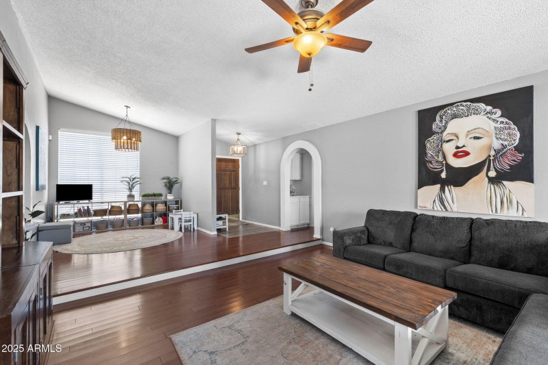 07__1421 N Lesueur Cir
