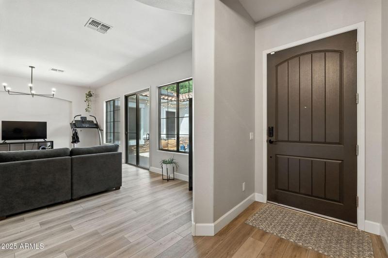 4-web-or-mls-Creekside-4