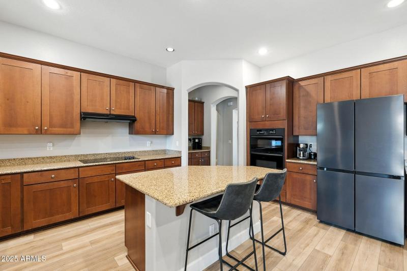 7-web-or-mls-Creekside-7