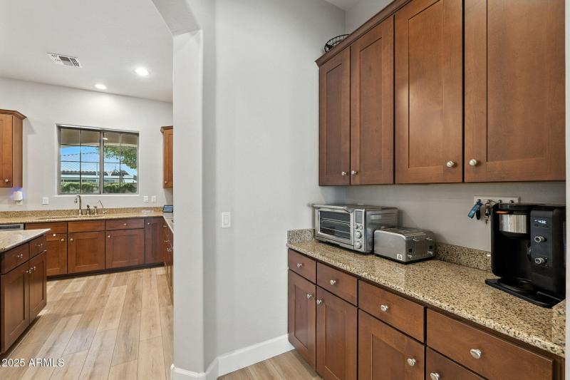 13-web-or-mls-Creekside-13