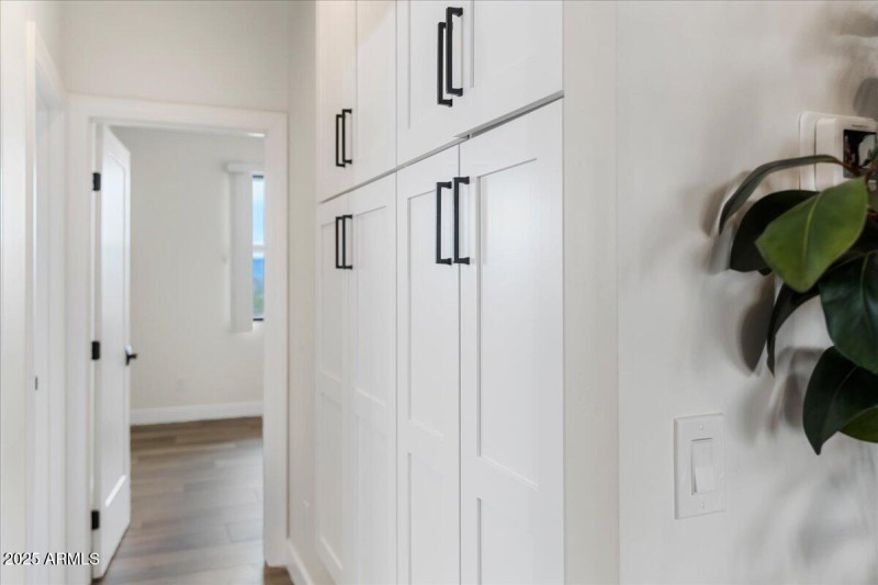 29-Hallway Storage