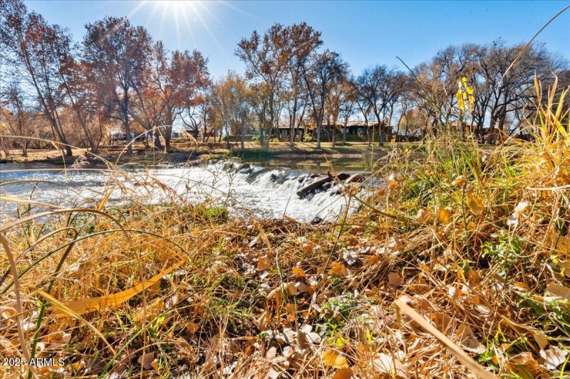 54-Community River