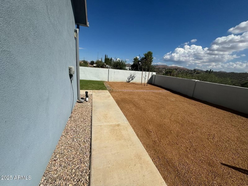 7907 Taos Ave