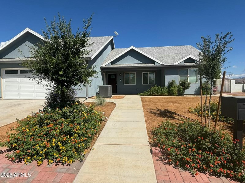 7907 Taos Ave