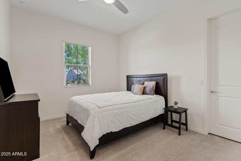 Secondary bedroom