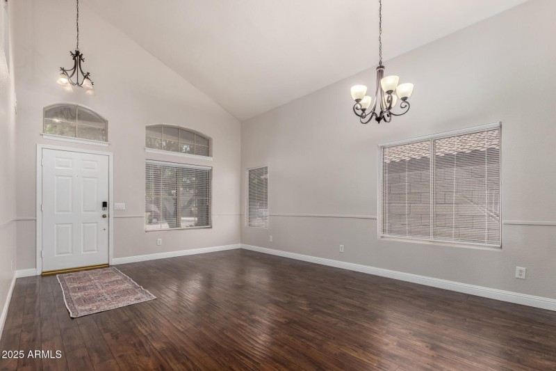Formal living & dining