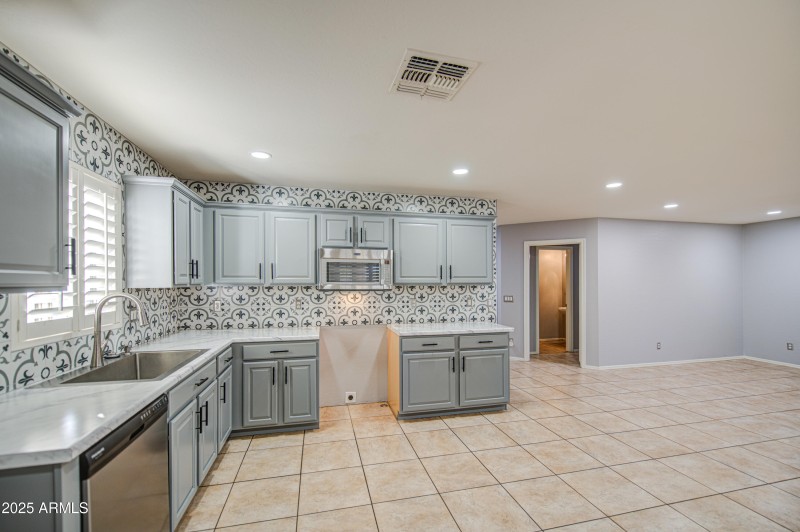Kitchen 4