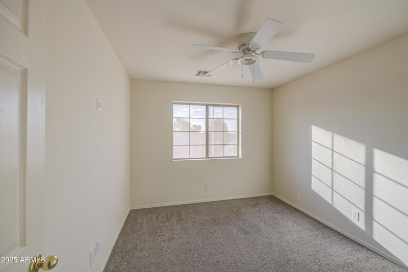 Bedroom 3-pic 1
