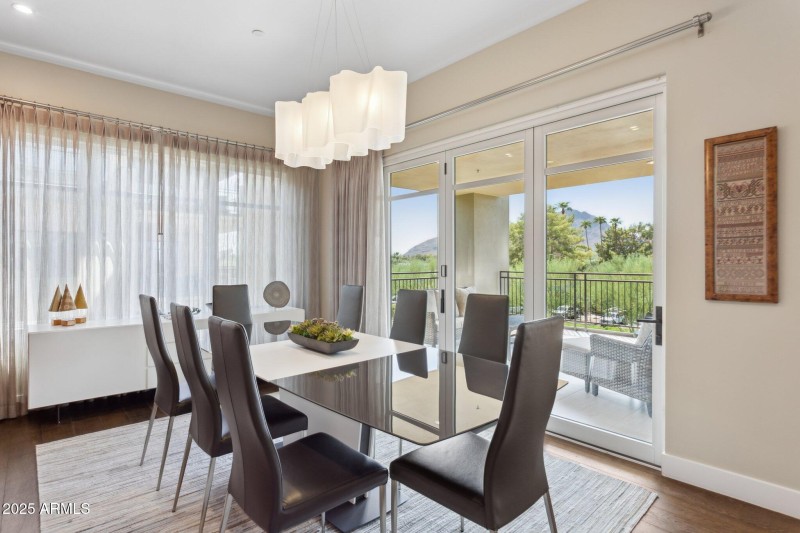 Formal Dining Patio Bi-Fold Doors