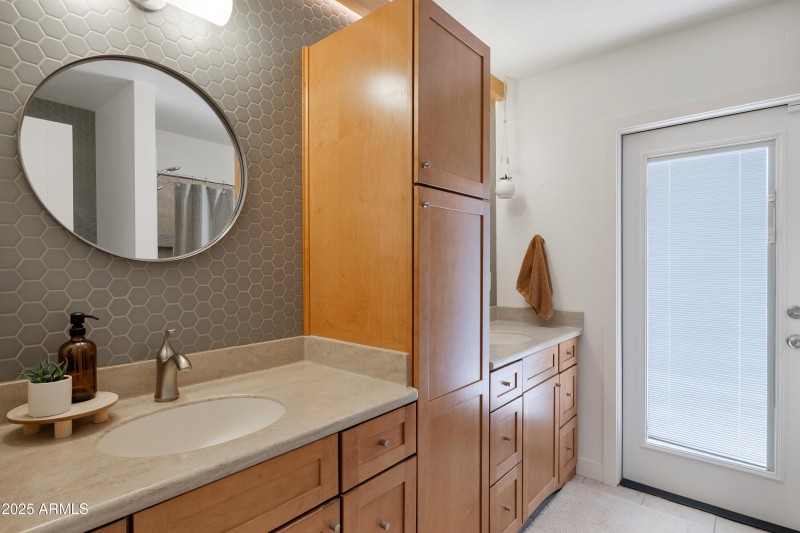 Hall Bath with back yard access